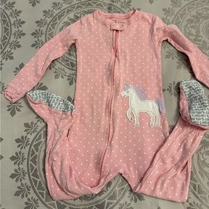 Carter's Pink Baby Sleepwear with unicorn hearts 3T
